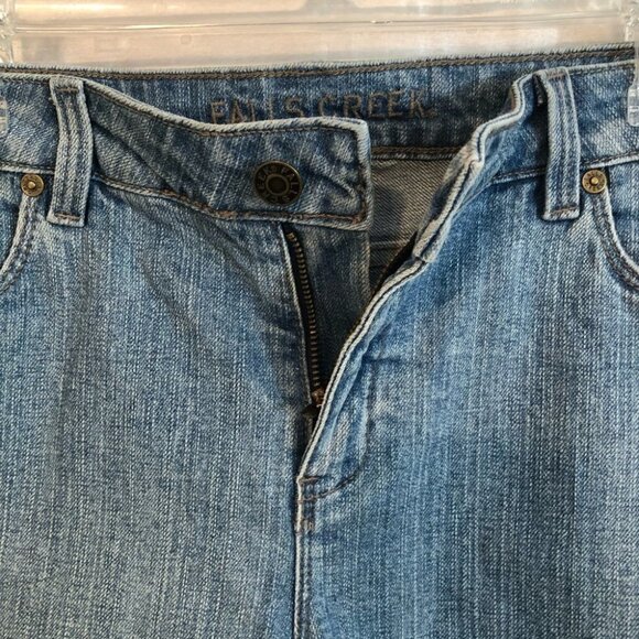 Falls Creek  Denim Med Wash Shorts Ladies 8 - Picture 2 of 11
